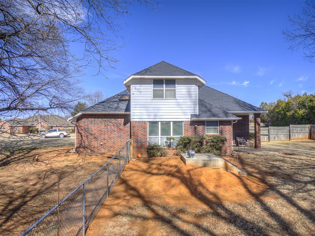 906 Woodbrook Drive