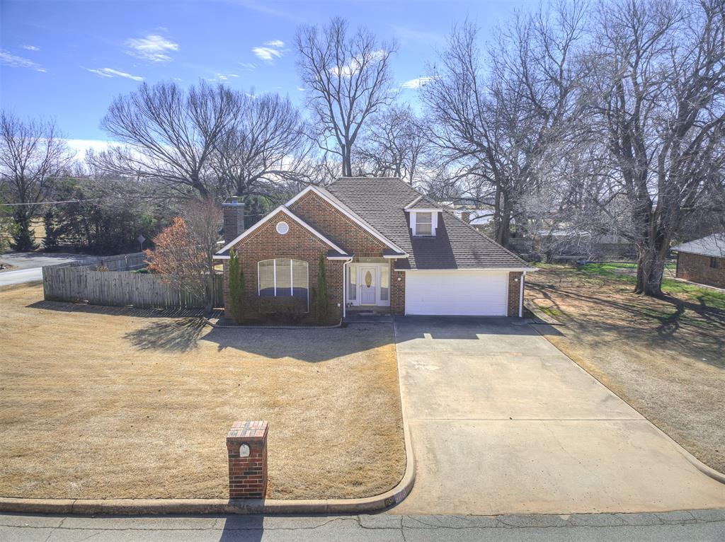 906 Woodbrook Drive