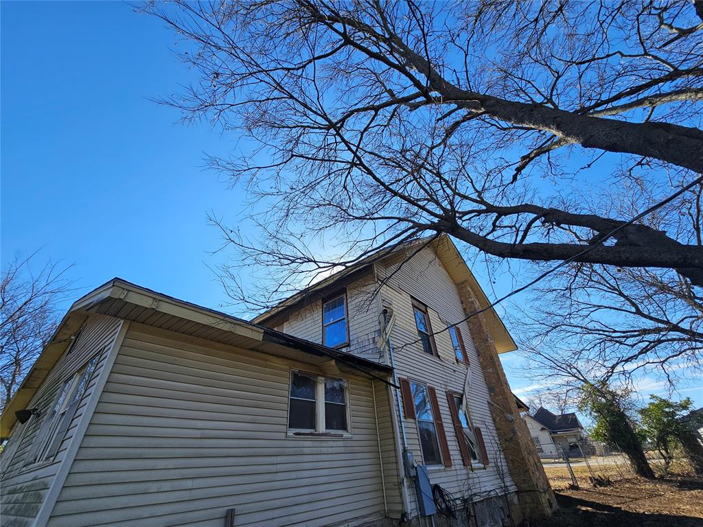 310 E Oklahoma Avenue