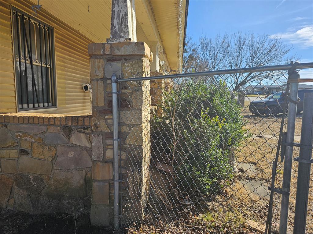 310 E Oklahoma Avenue