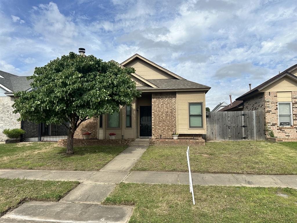 2131 Lonnie Lane