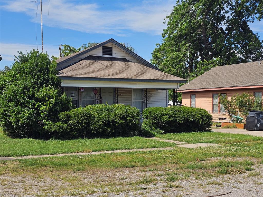 115 W Ash Street