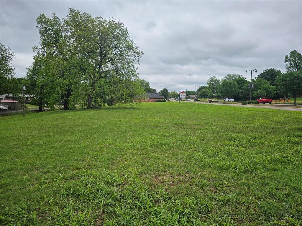 0000 N Green Avenue