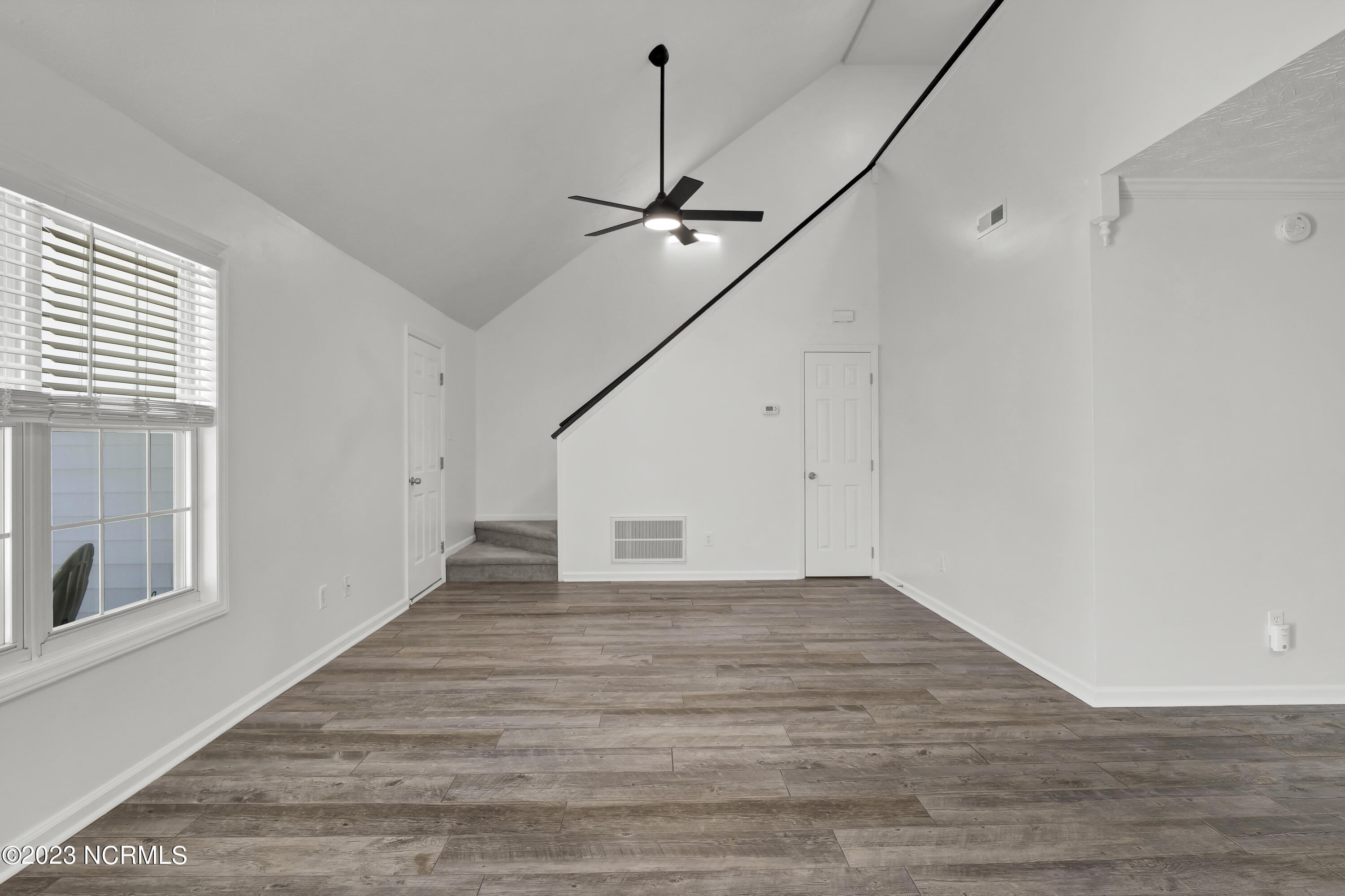 338 Emerald Cove Court Unit: 11