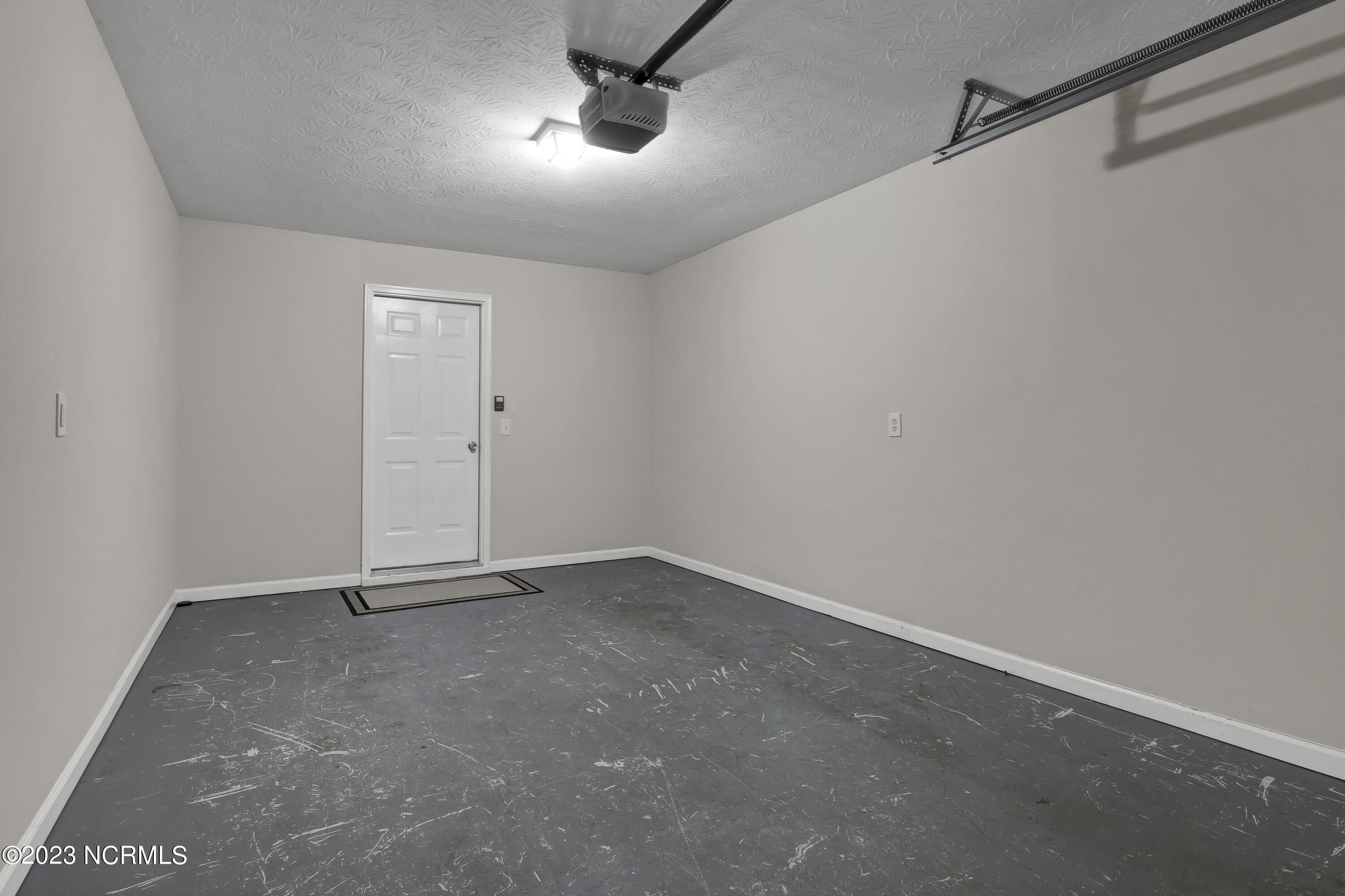 338 Emerald Cove Court Unit: 11