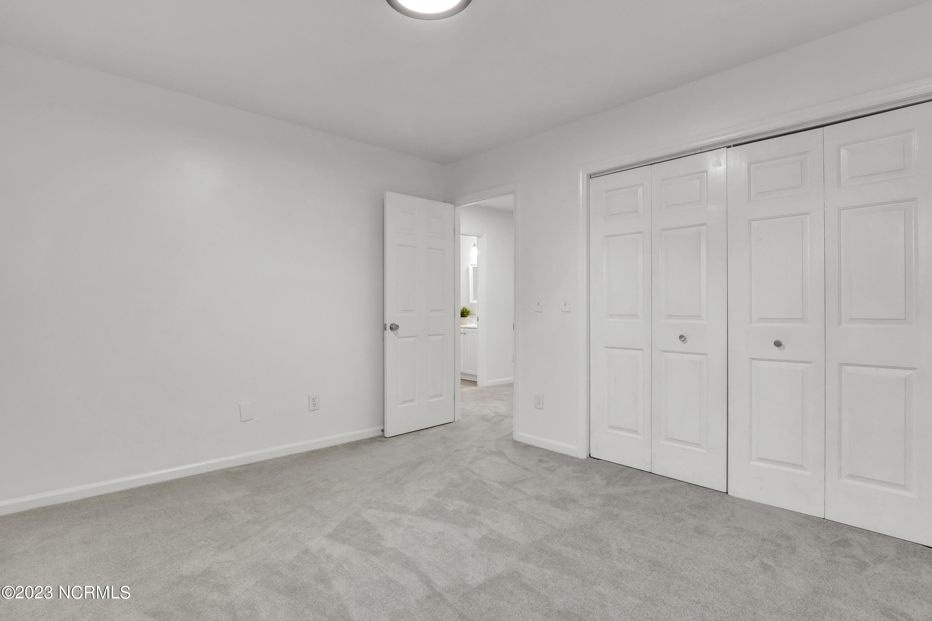 338 Emerald Cove Court Unit: 11