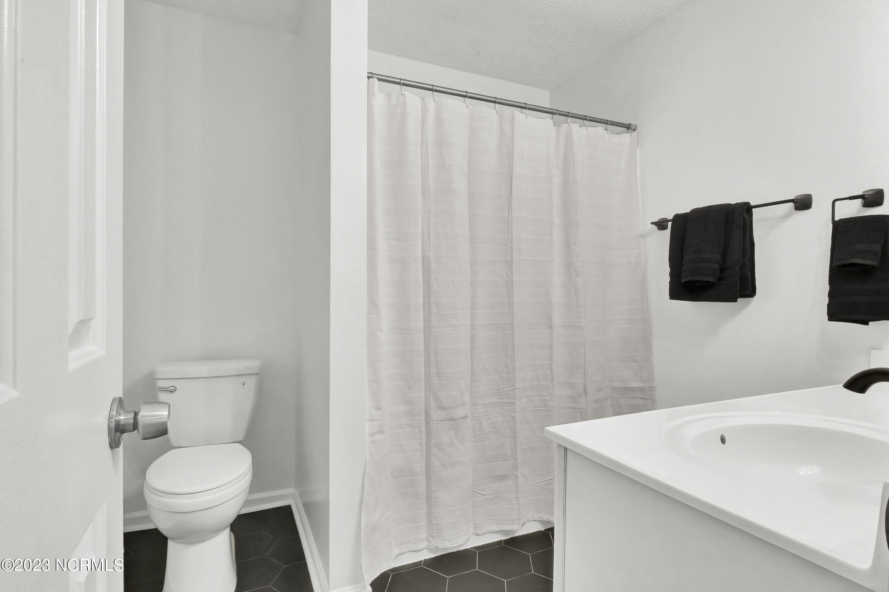 338 Emerald Cove Court Unit: 11