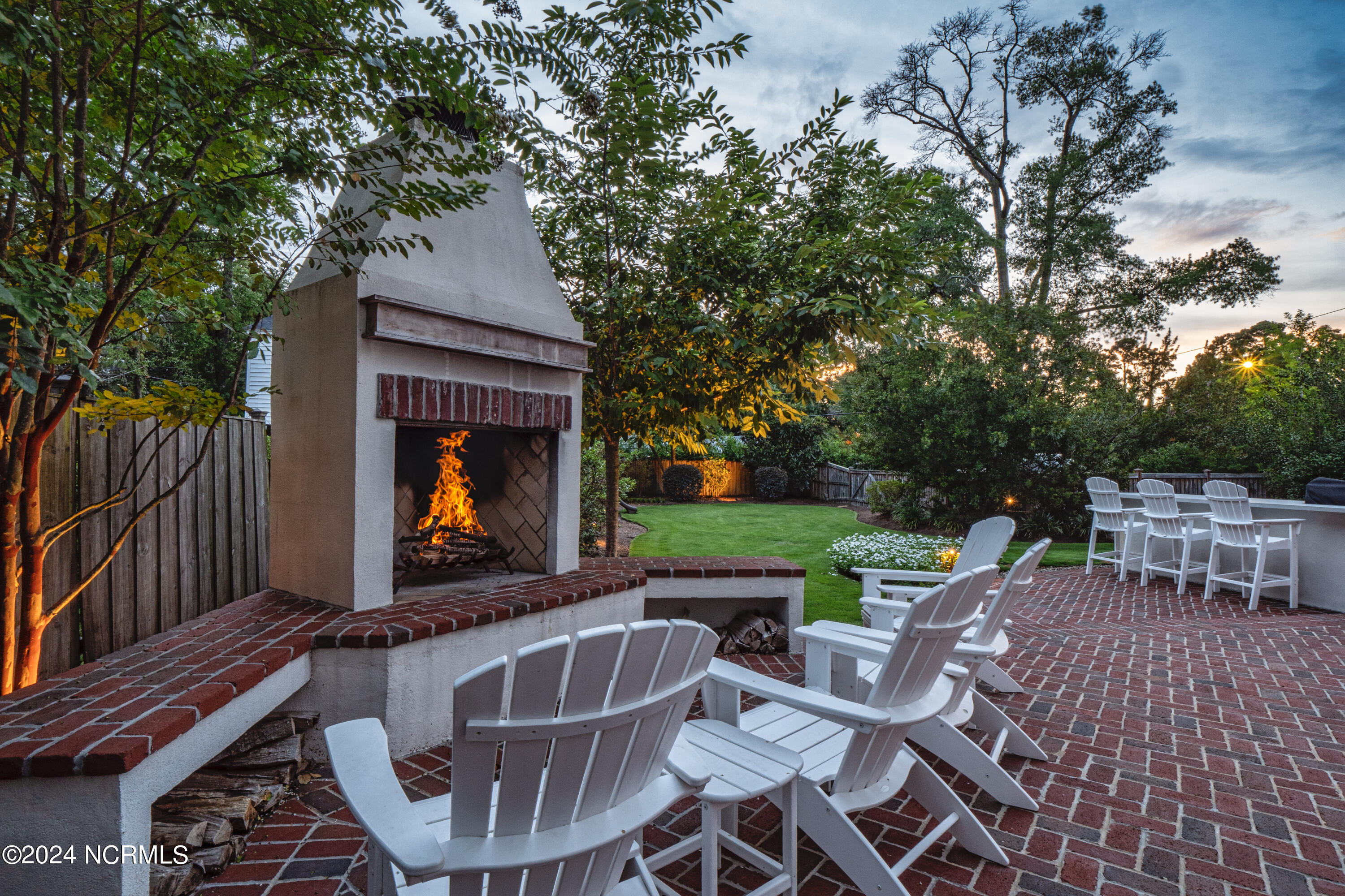 1322 Country Club Road