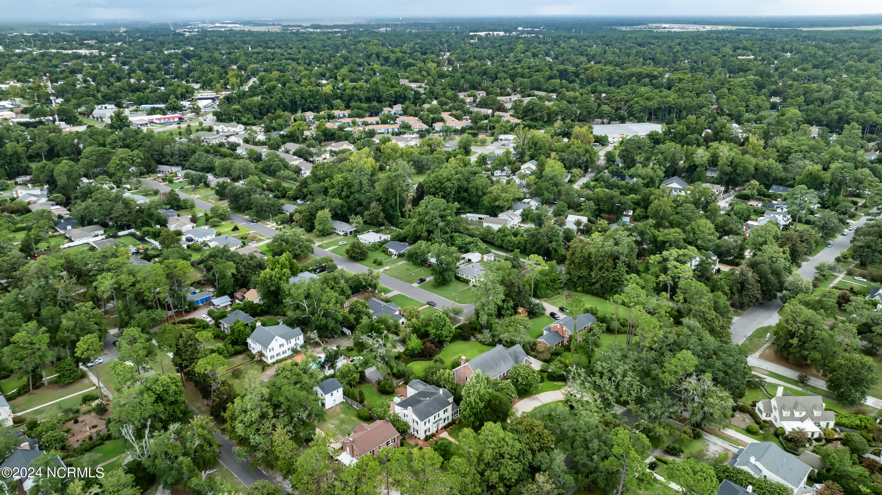 1322 Country Club Road