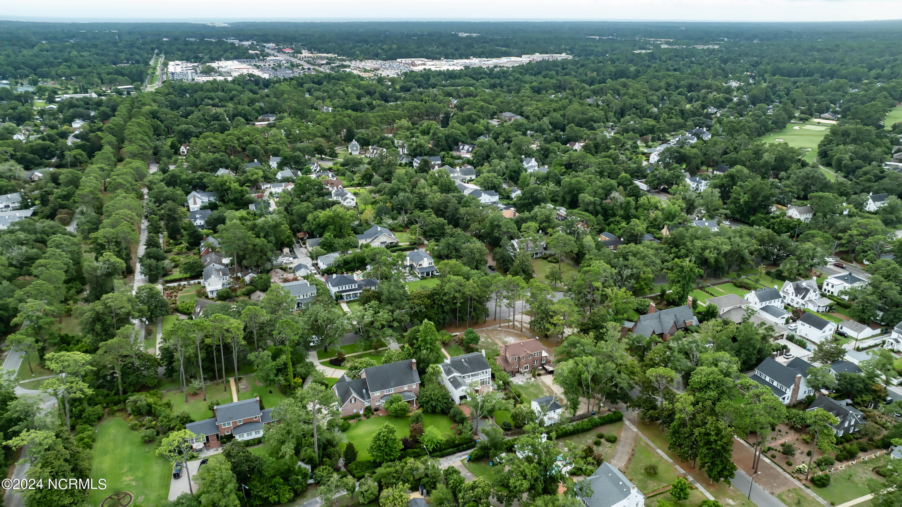 1322 Country Club Road
