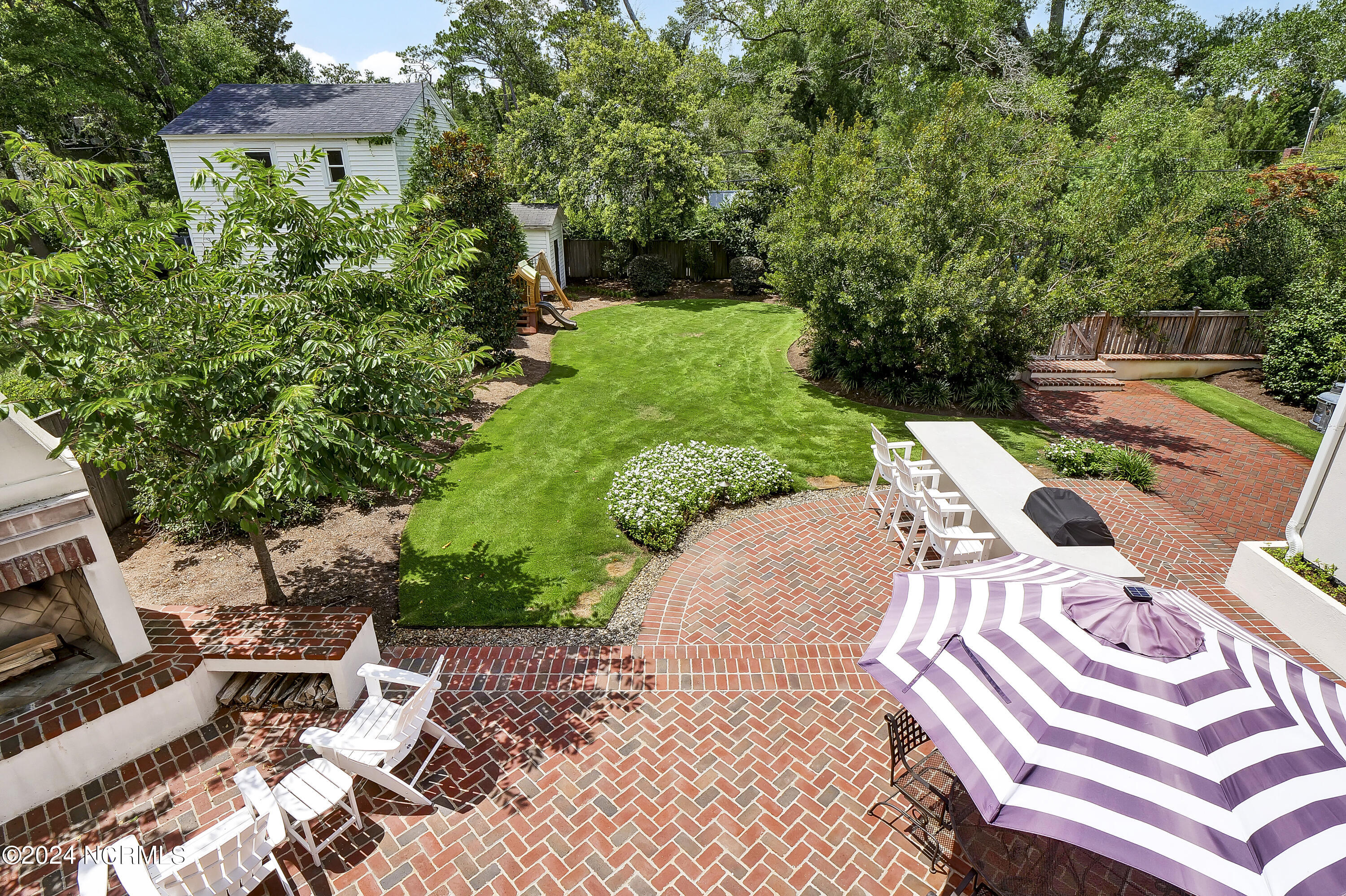 1322 Country Club Road