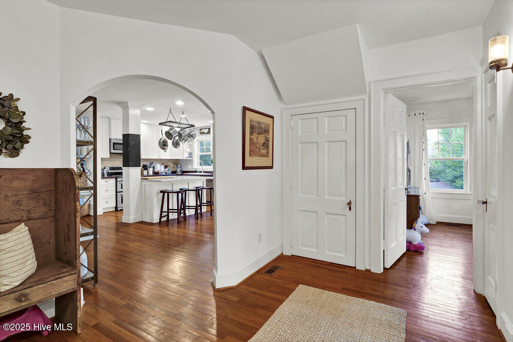 2805 Park Avenue