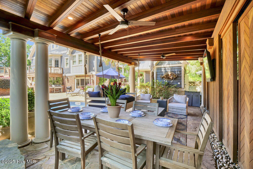 5232 Masonboro Harbour Drive