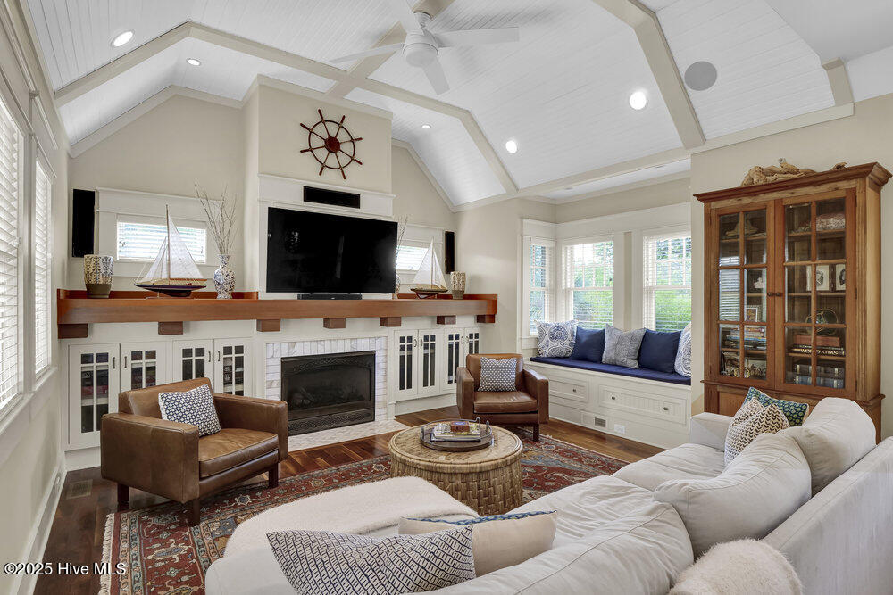 5232 Masonboro Harbour Drive