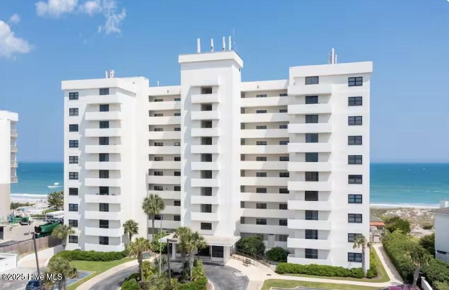 1704 Lumina Avenue N Apt 8d