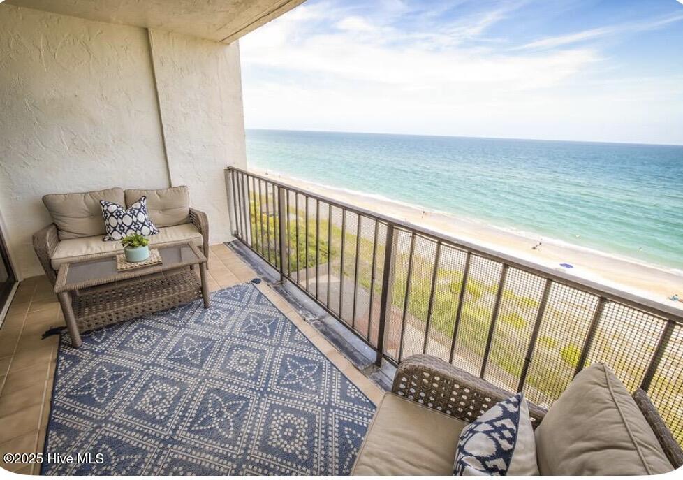 1704 Lumina Avenue N Apt 8d