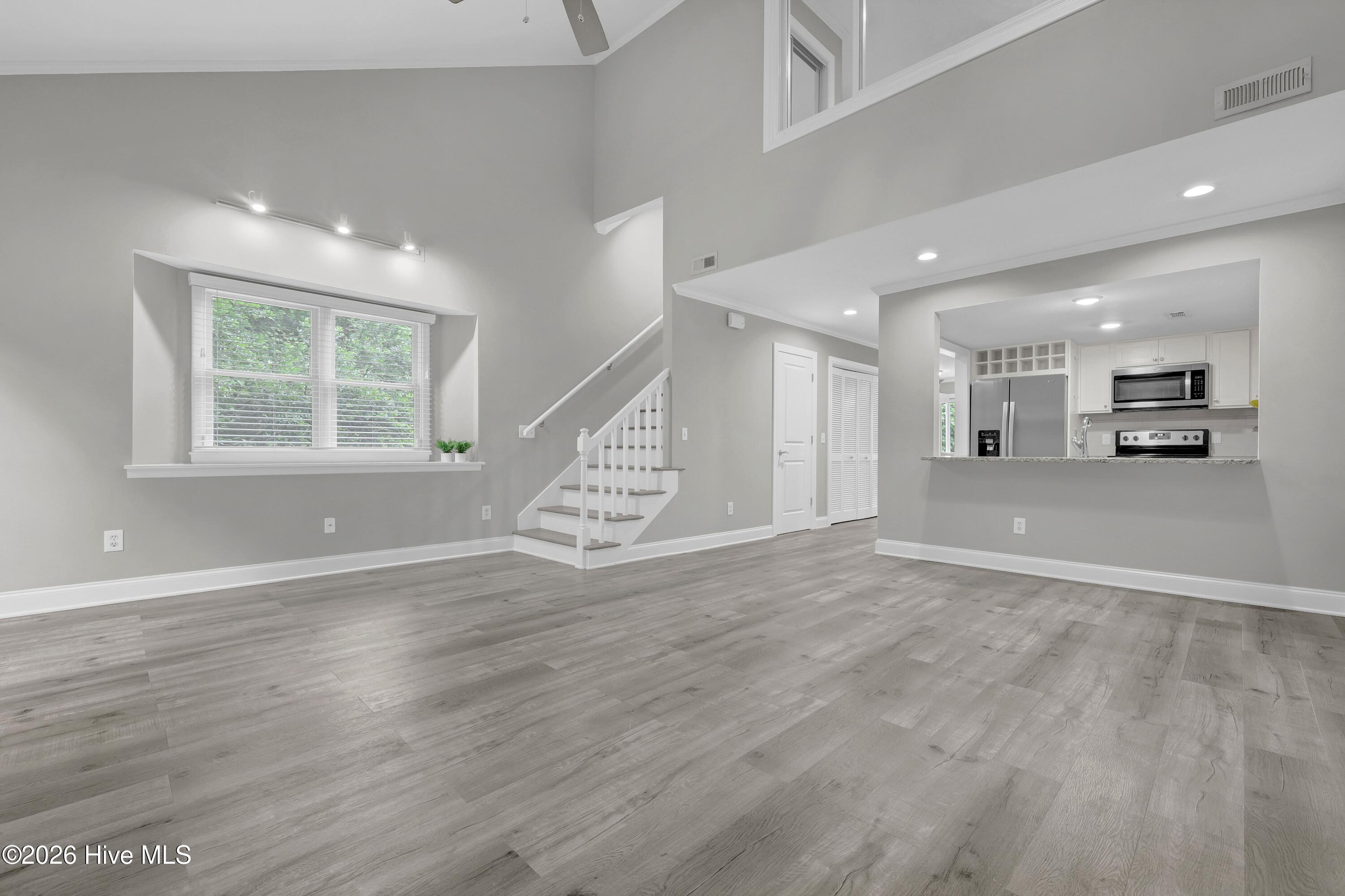 1800 Eastwood Road 217