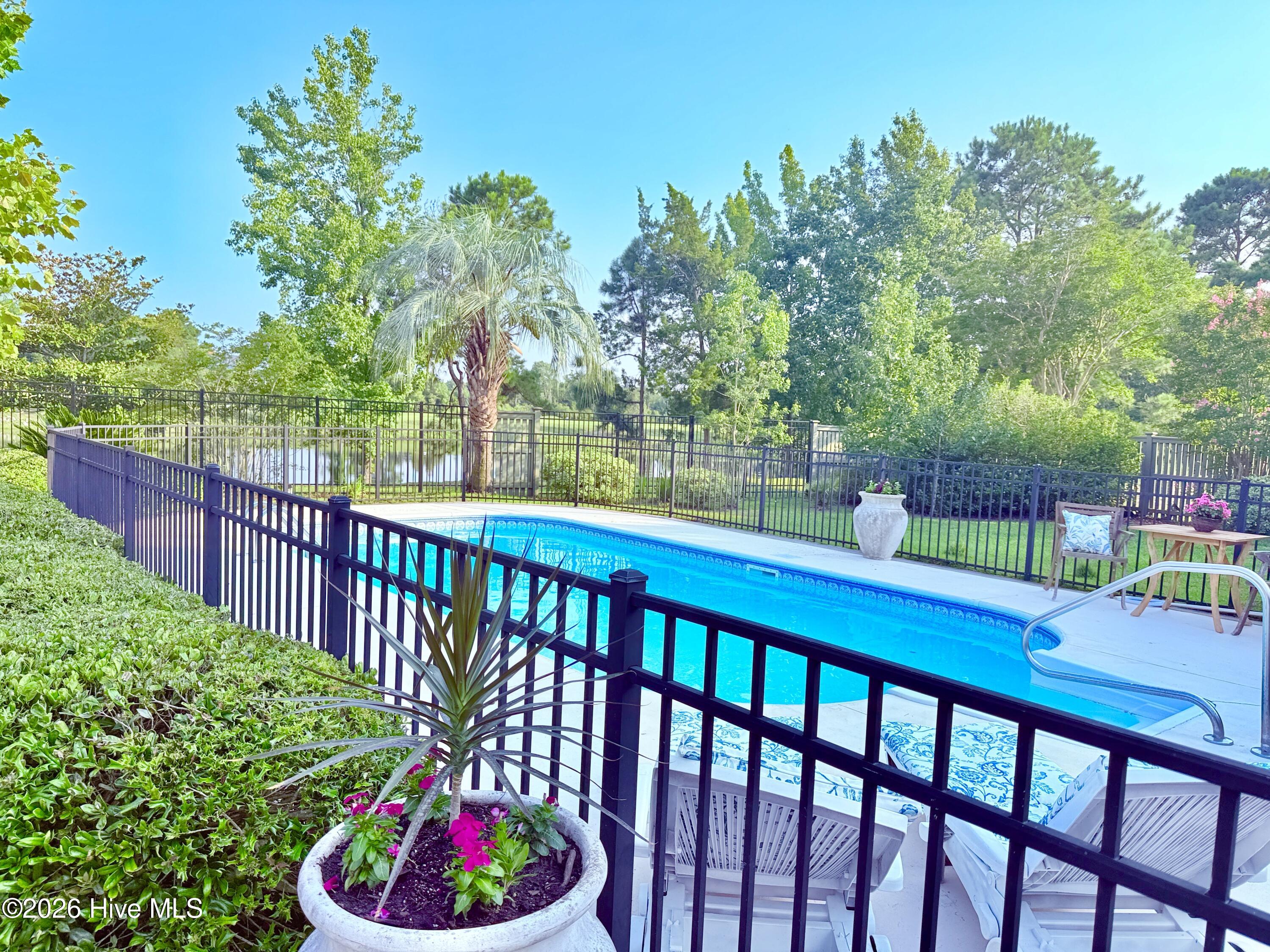 512 Macon Court