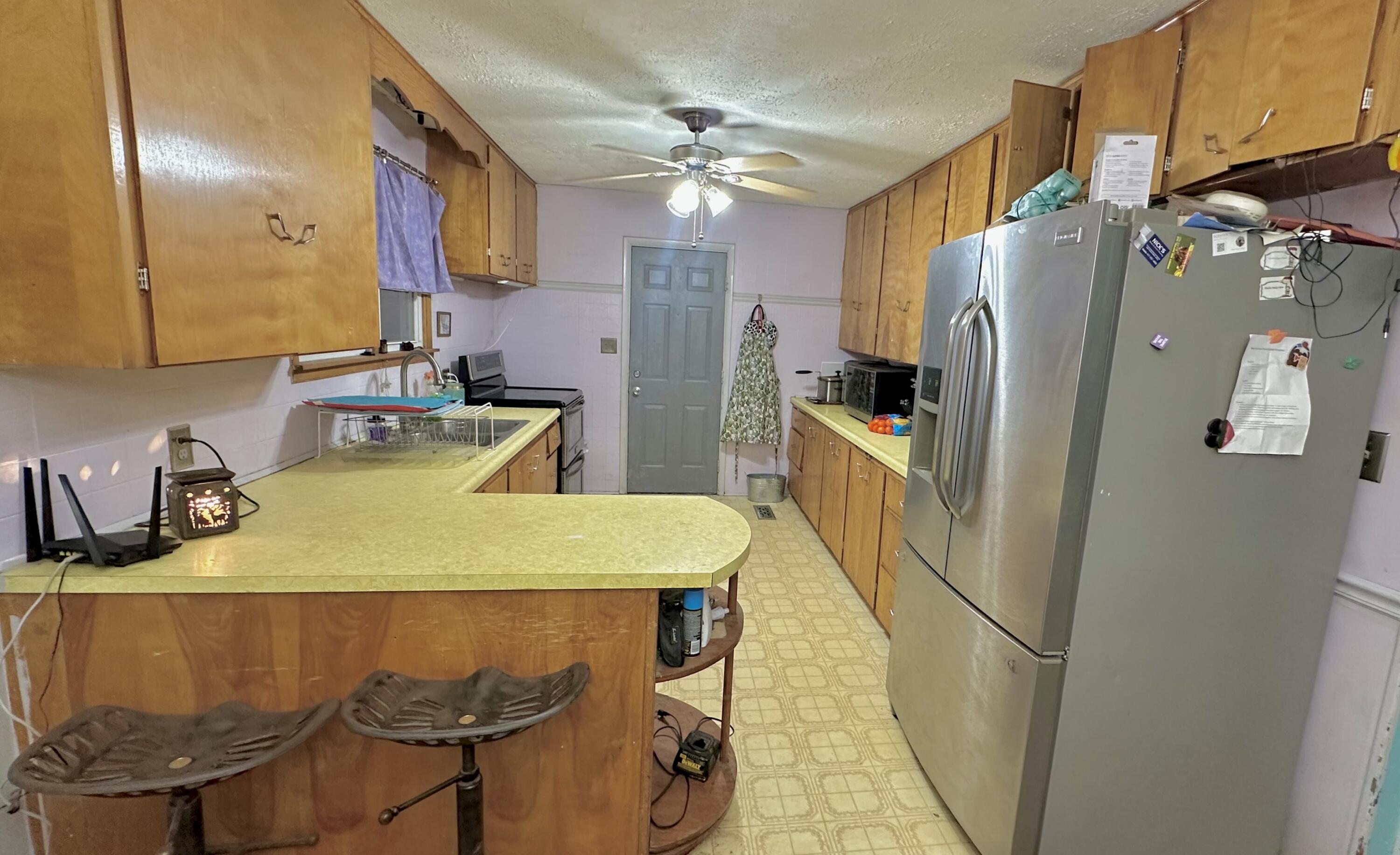 7060 County Road 8240
