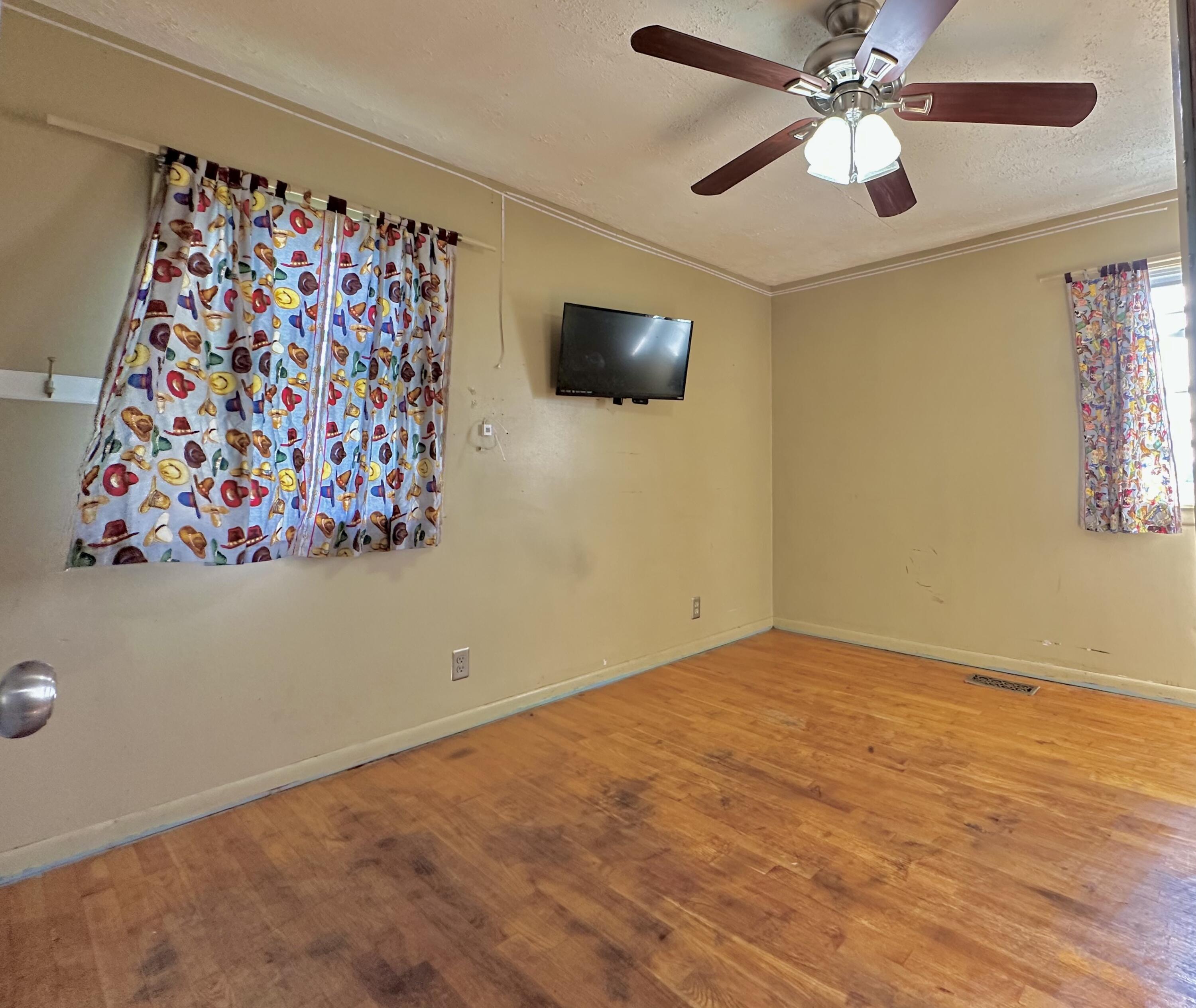 7060 County Road 8240
