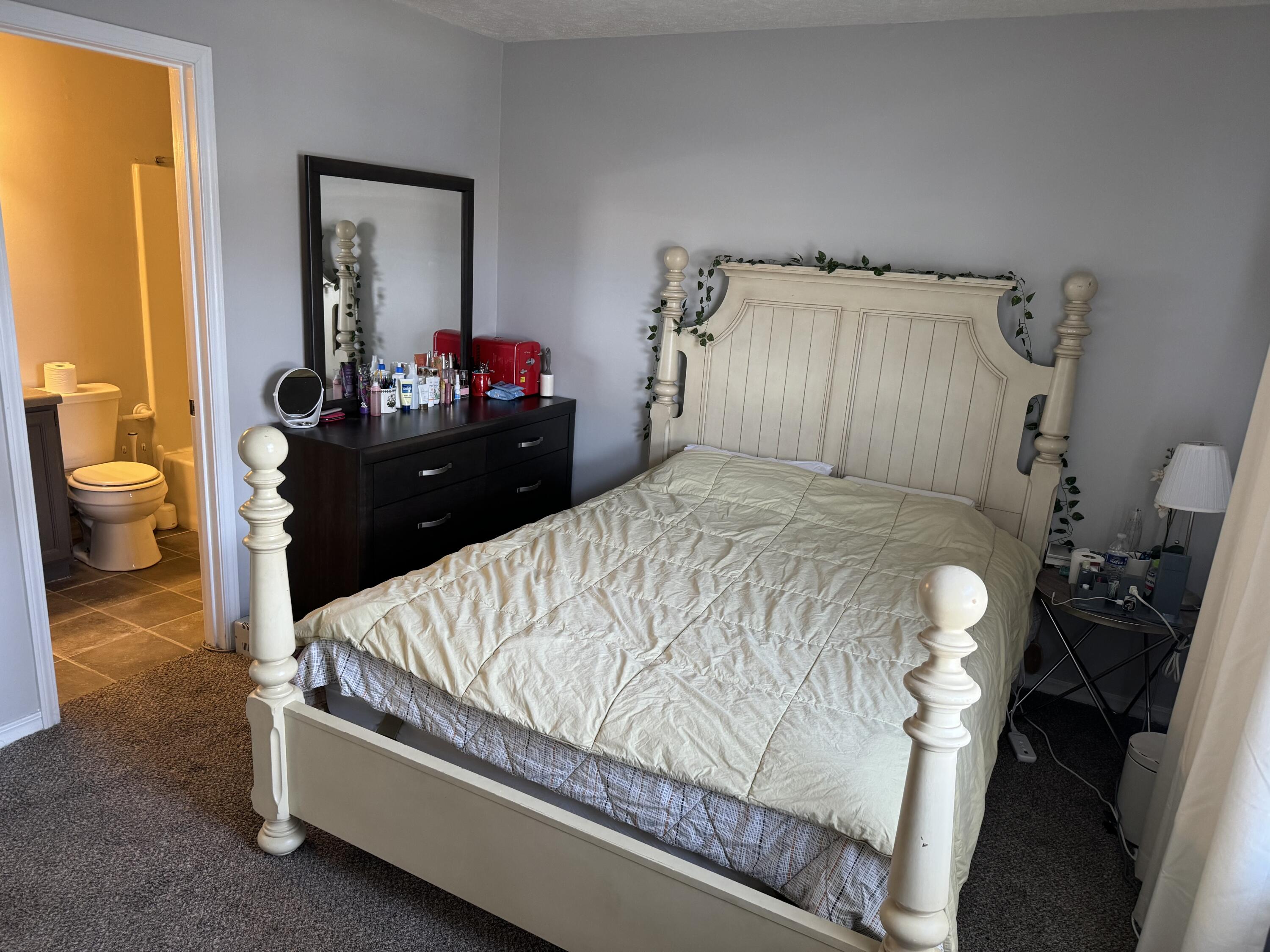 2700 S Ingram Mill Road Unit: 8