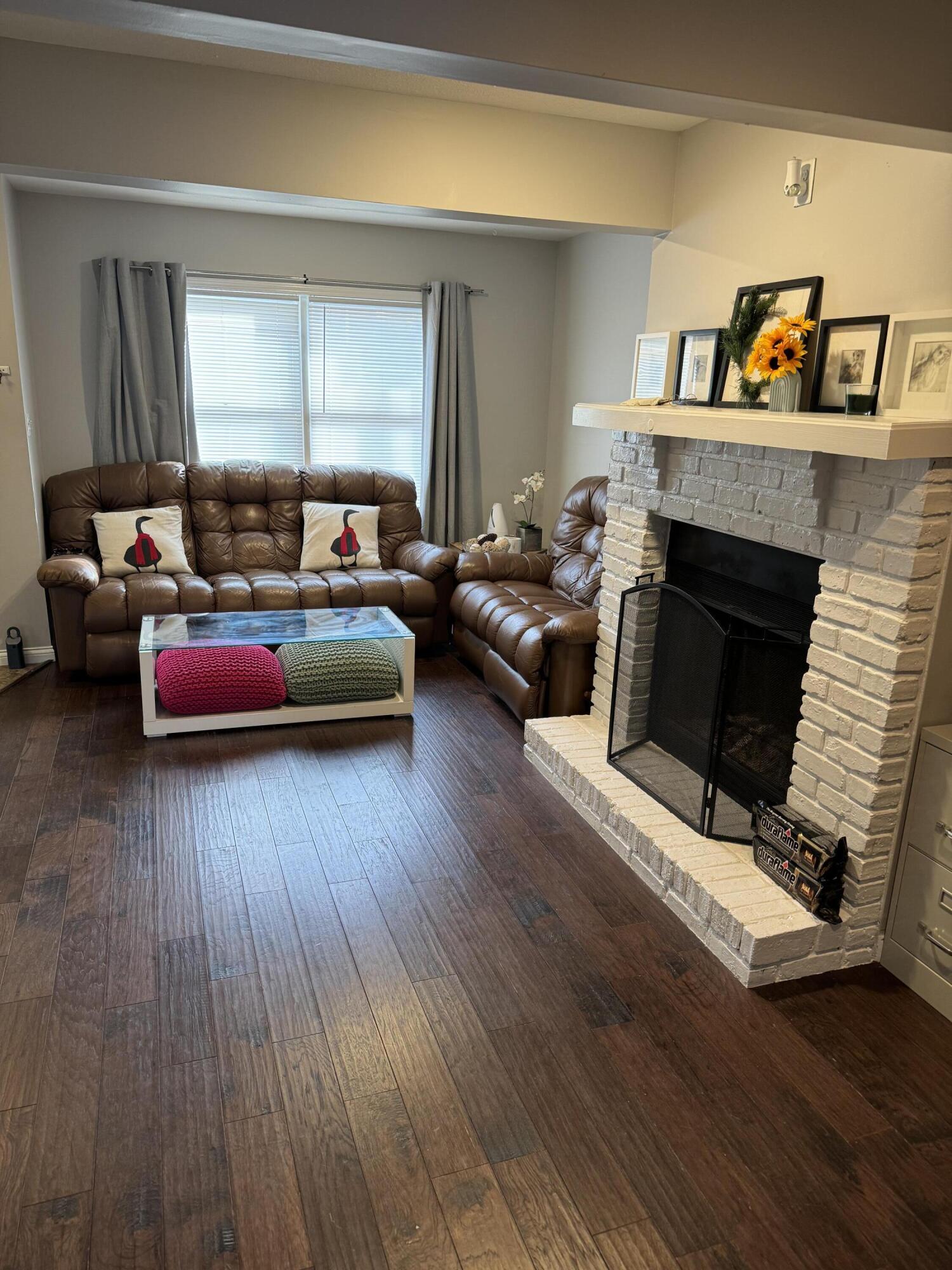 2700 S Ingram Mill Road Unit: 8