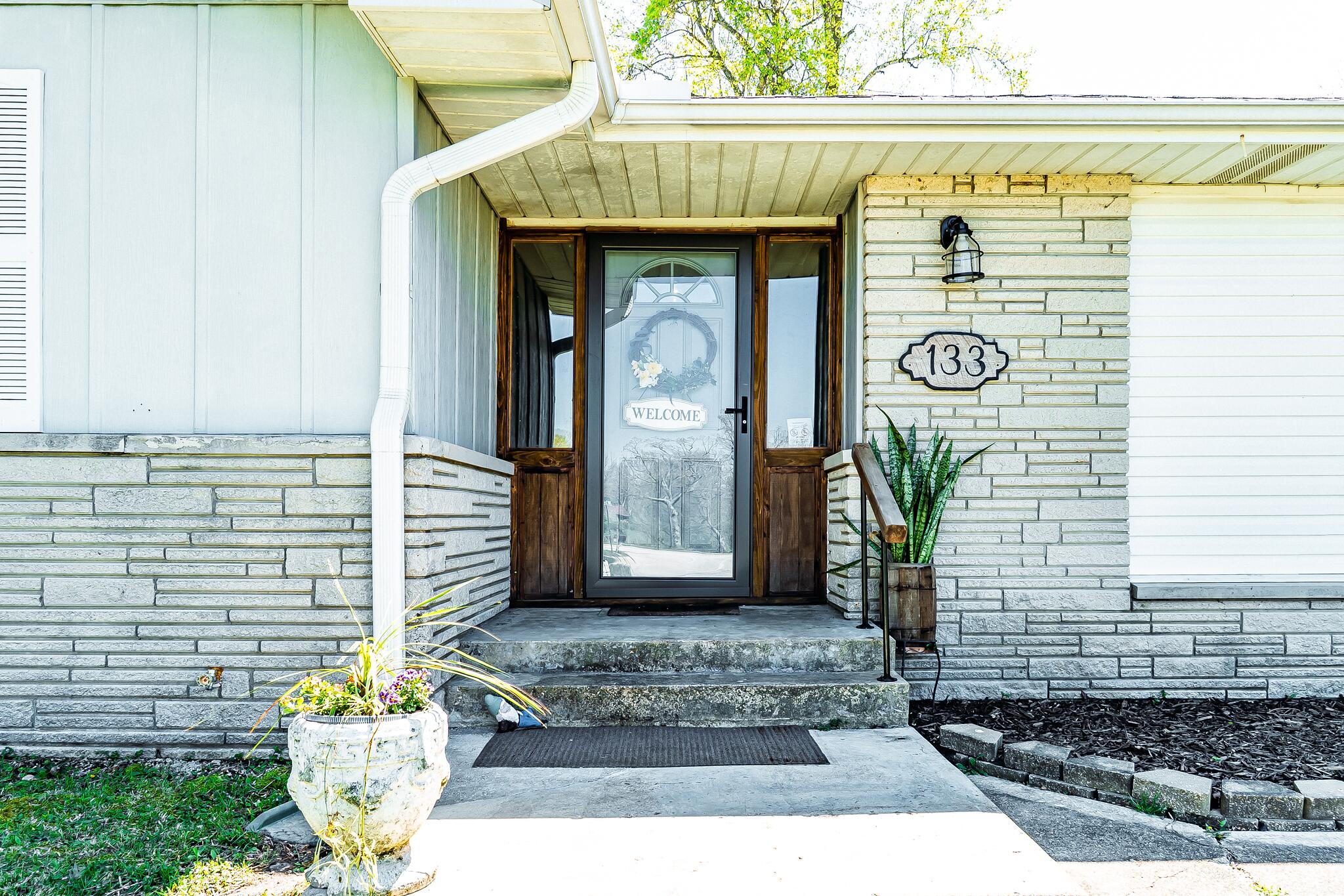 133 Sutherland Avenue