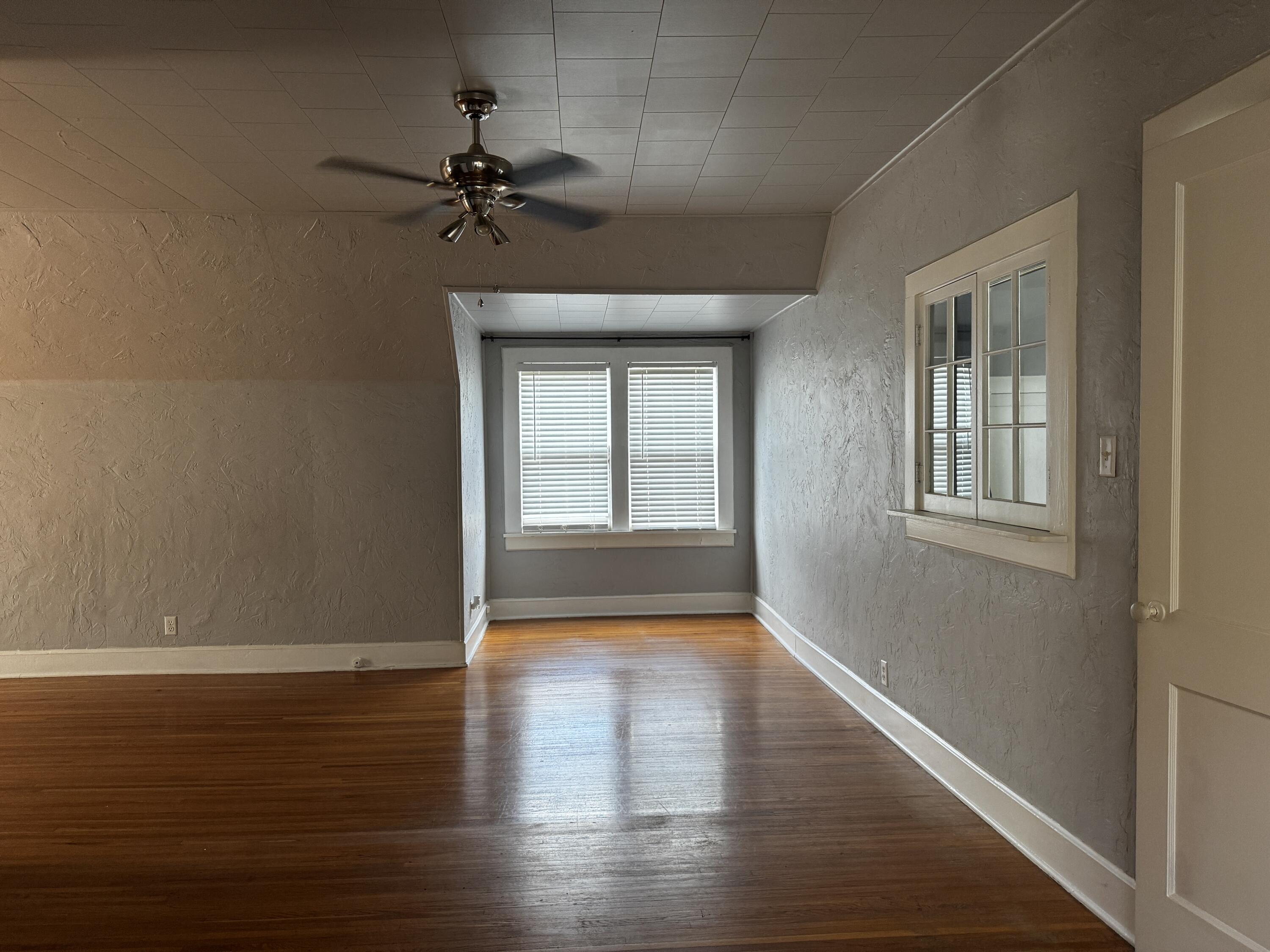 718 W Main Street