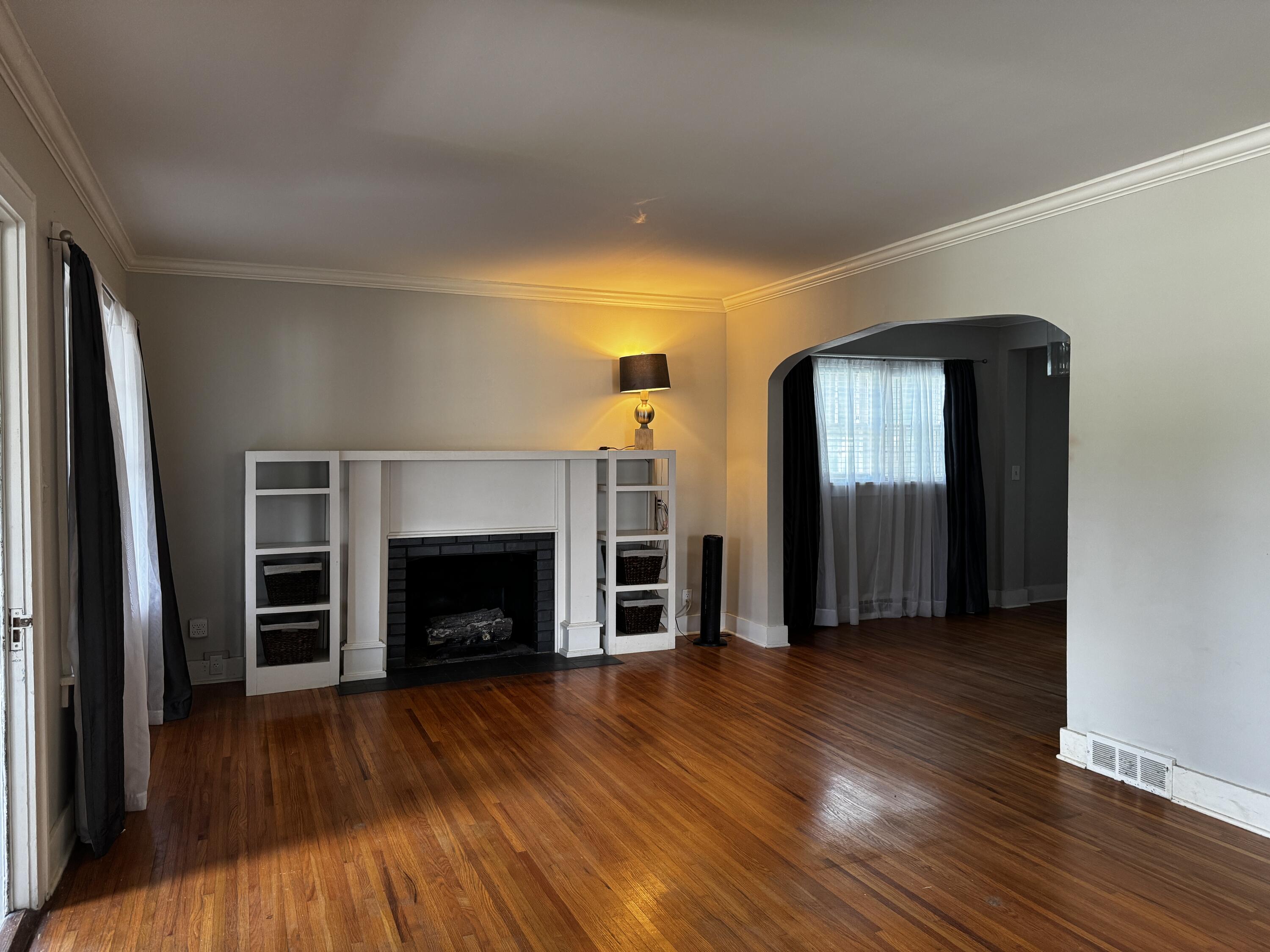 718 W Main Street