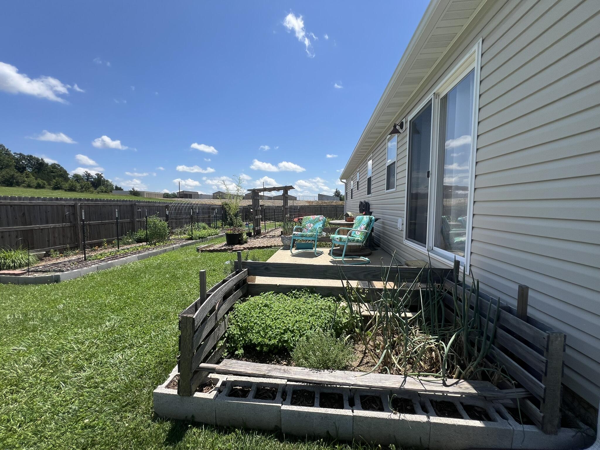1604 Luna Drive