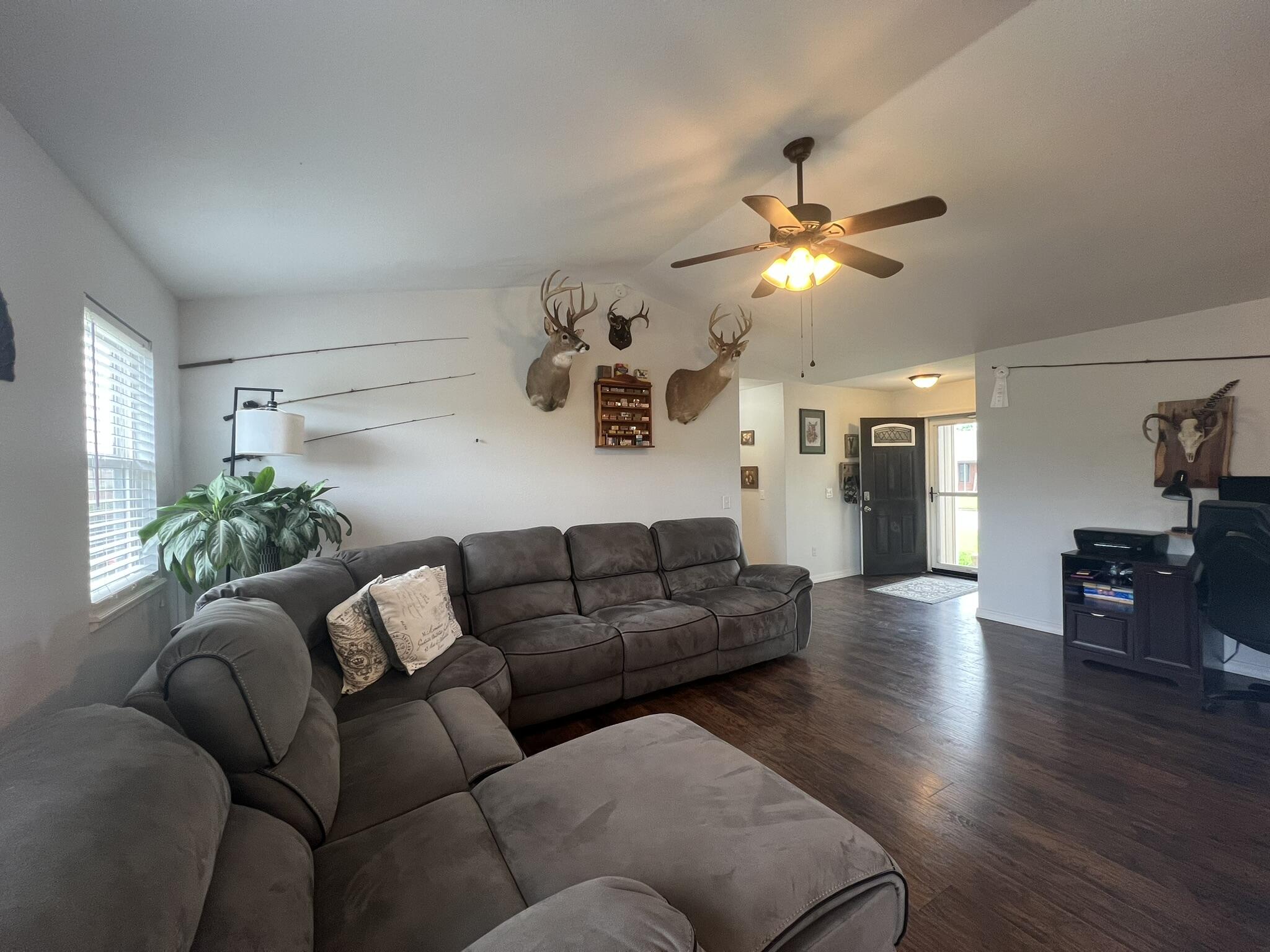 1604 Luna Drive