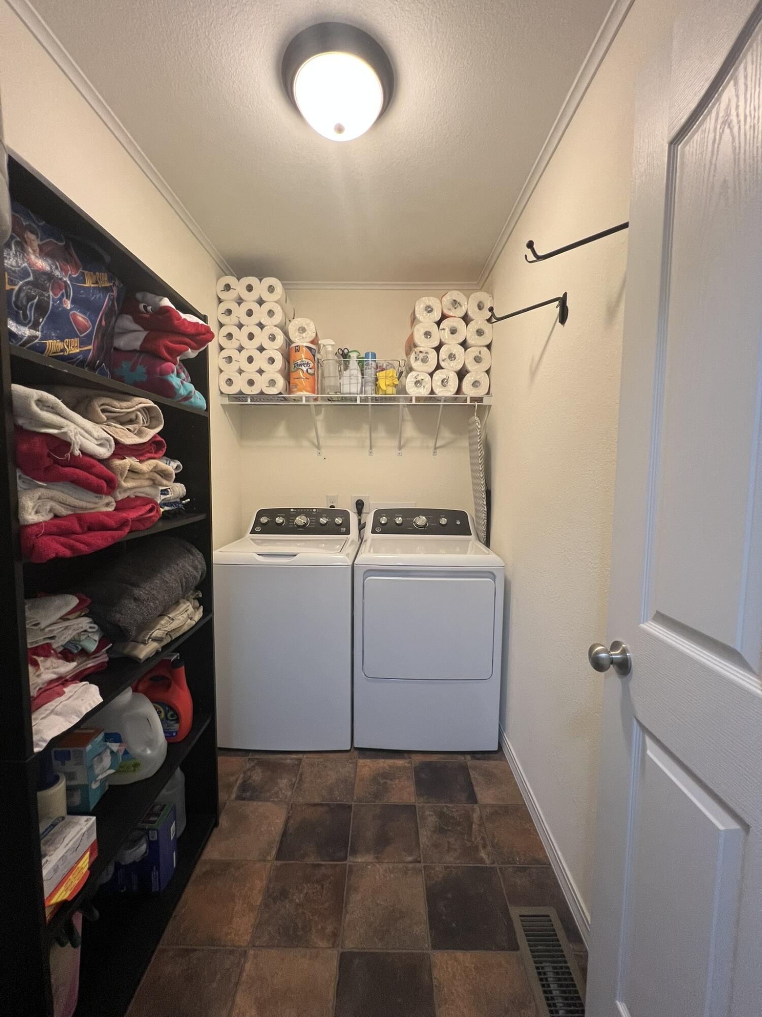 1604 Luna Drive