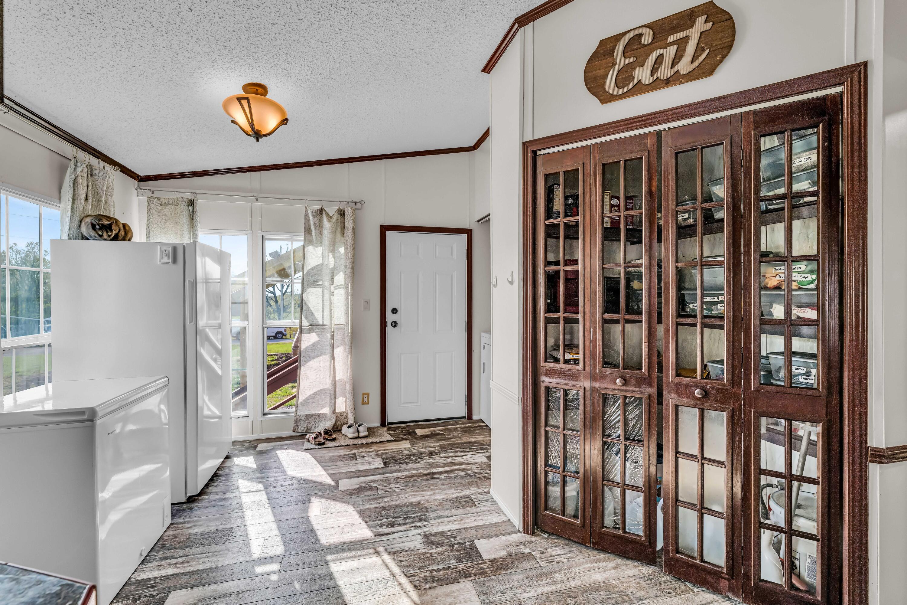 4180 Private Rd 7201
