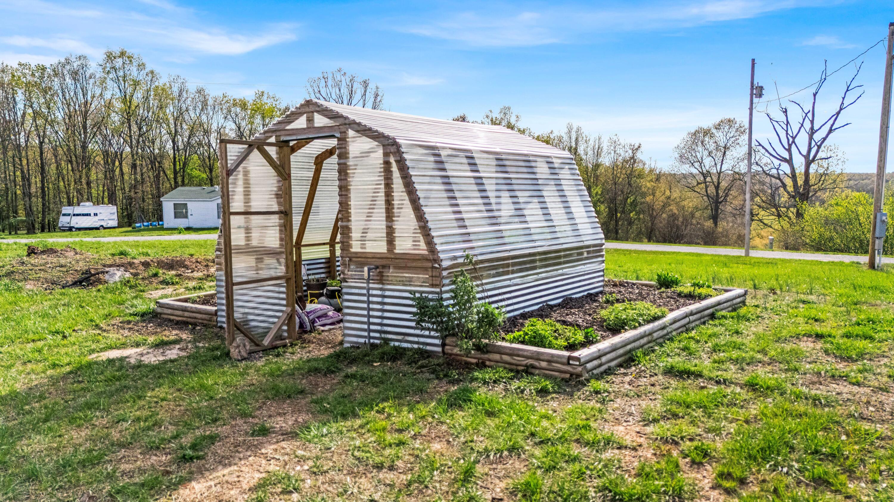 4180 Private Rd 7201
