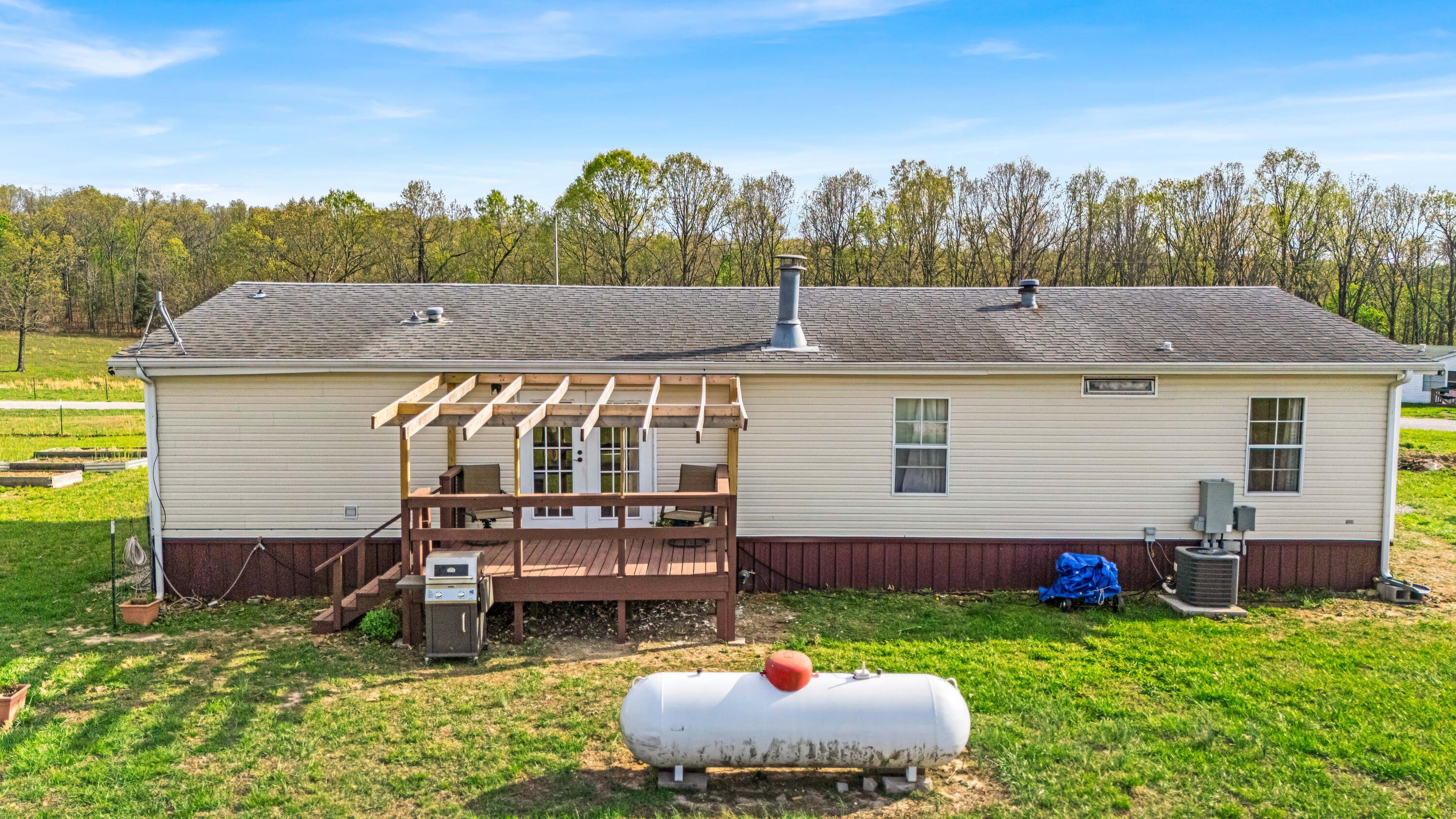 4180 Private Rd 7201