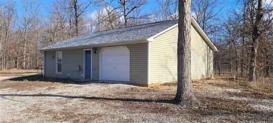 1357 Private Rd 6385