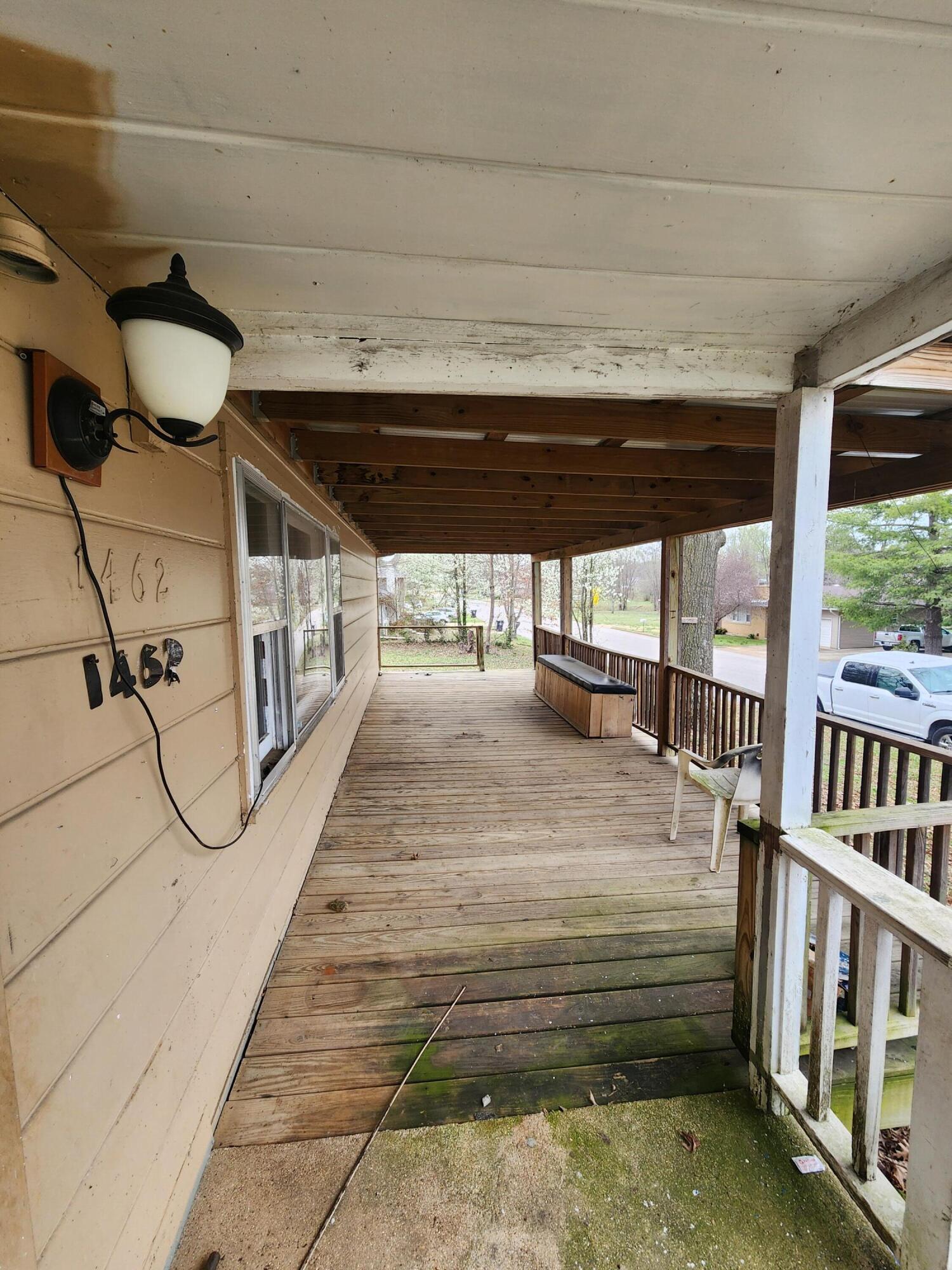1462 W 5th Street
