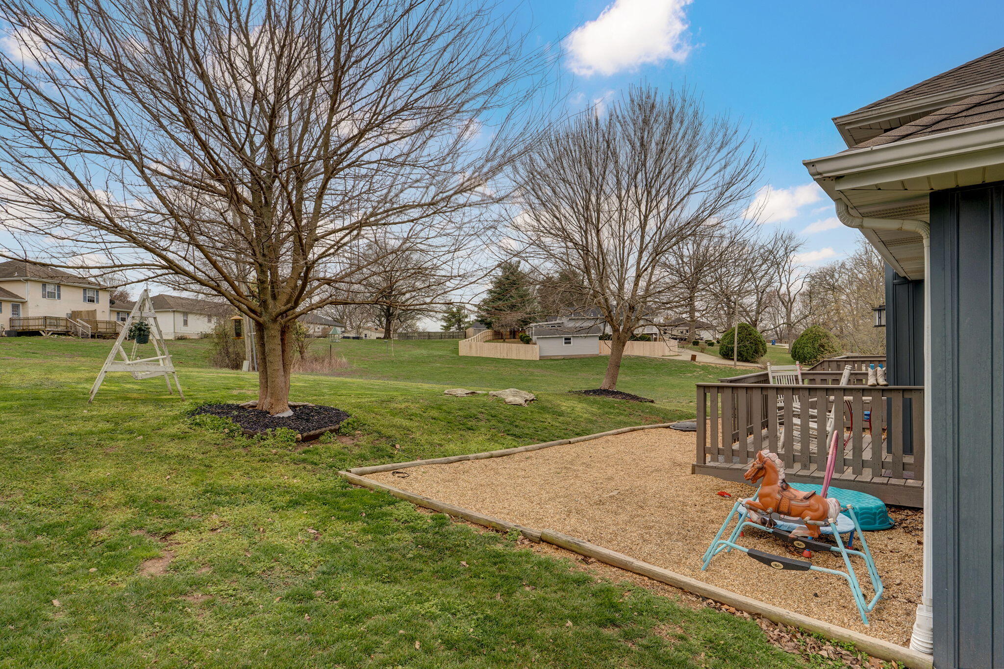 1602 1604 Sherwood Court