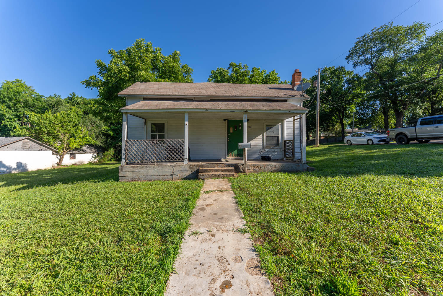 706 Pine Street