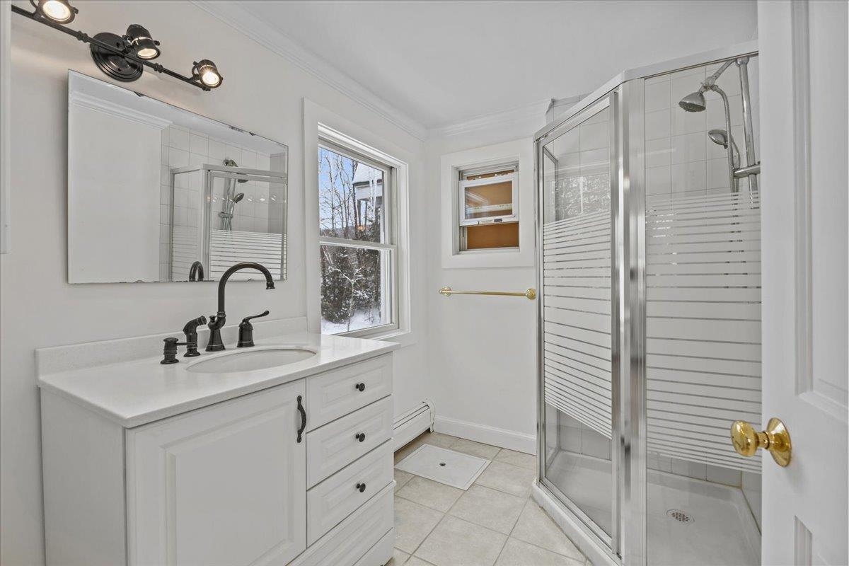 11 Barnes Hill Road