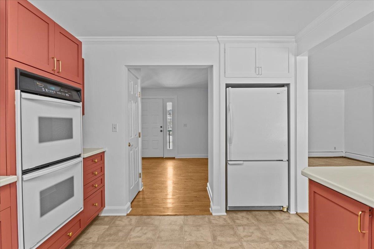 11 Barnes Hill Road