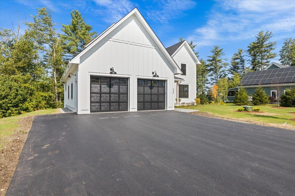 539 Thomas Lane Unit: 27