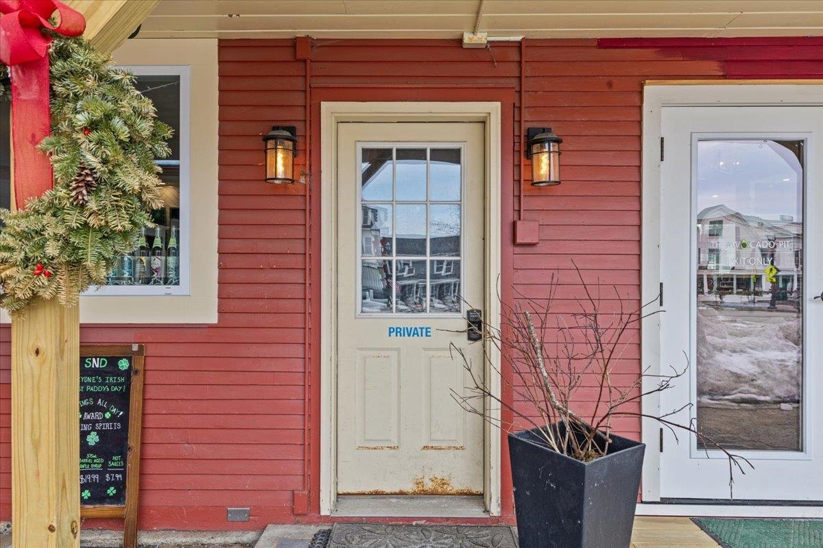 112 Main Street Unit: 7