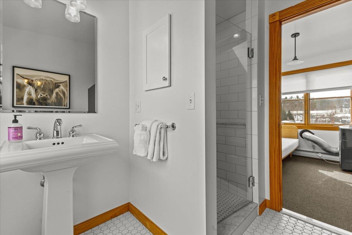 112 Main Street Unit: 7