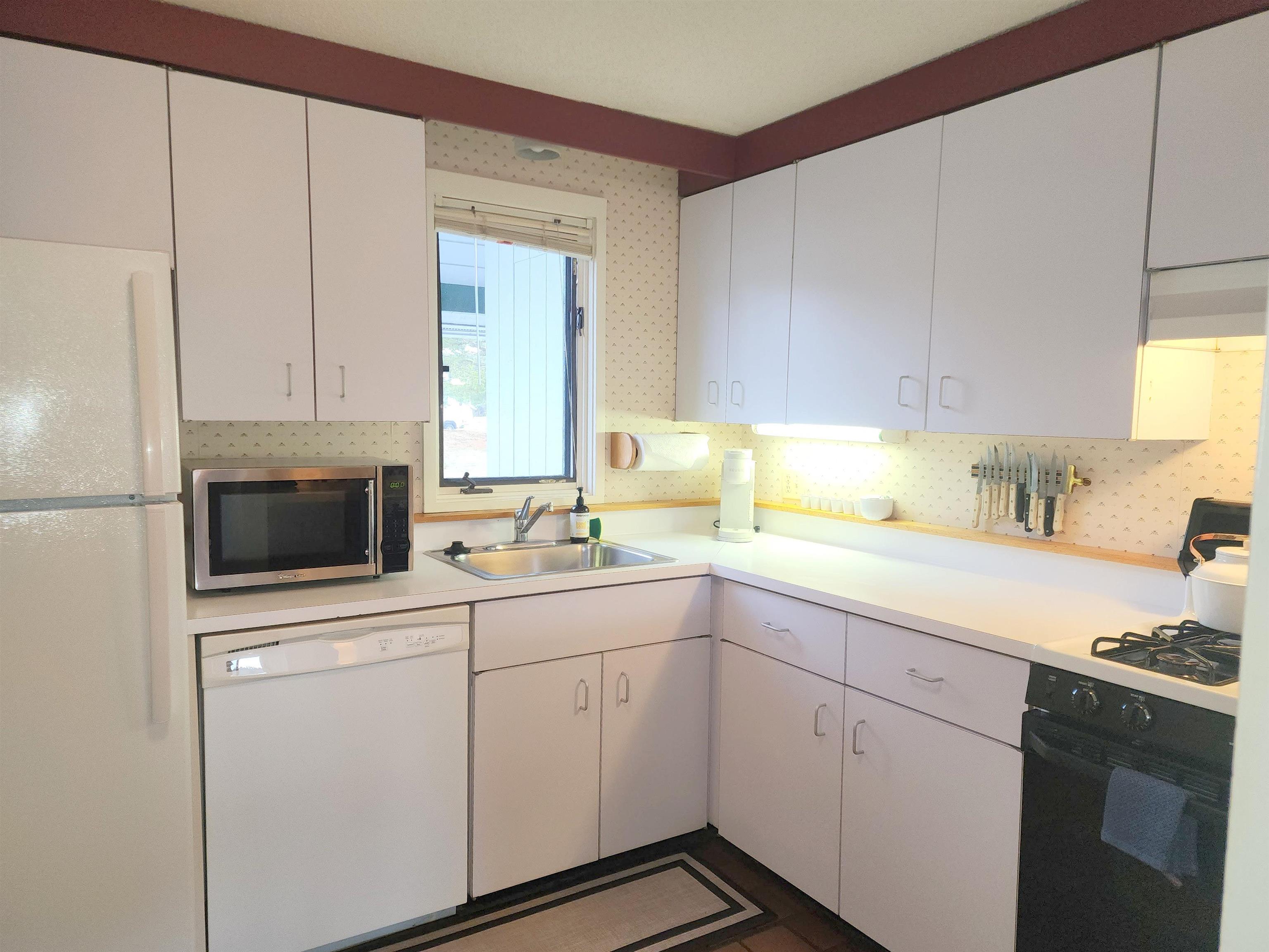 90 Village Green Drive Unit: 1C