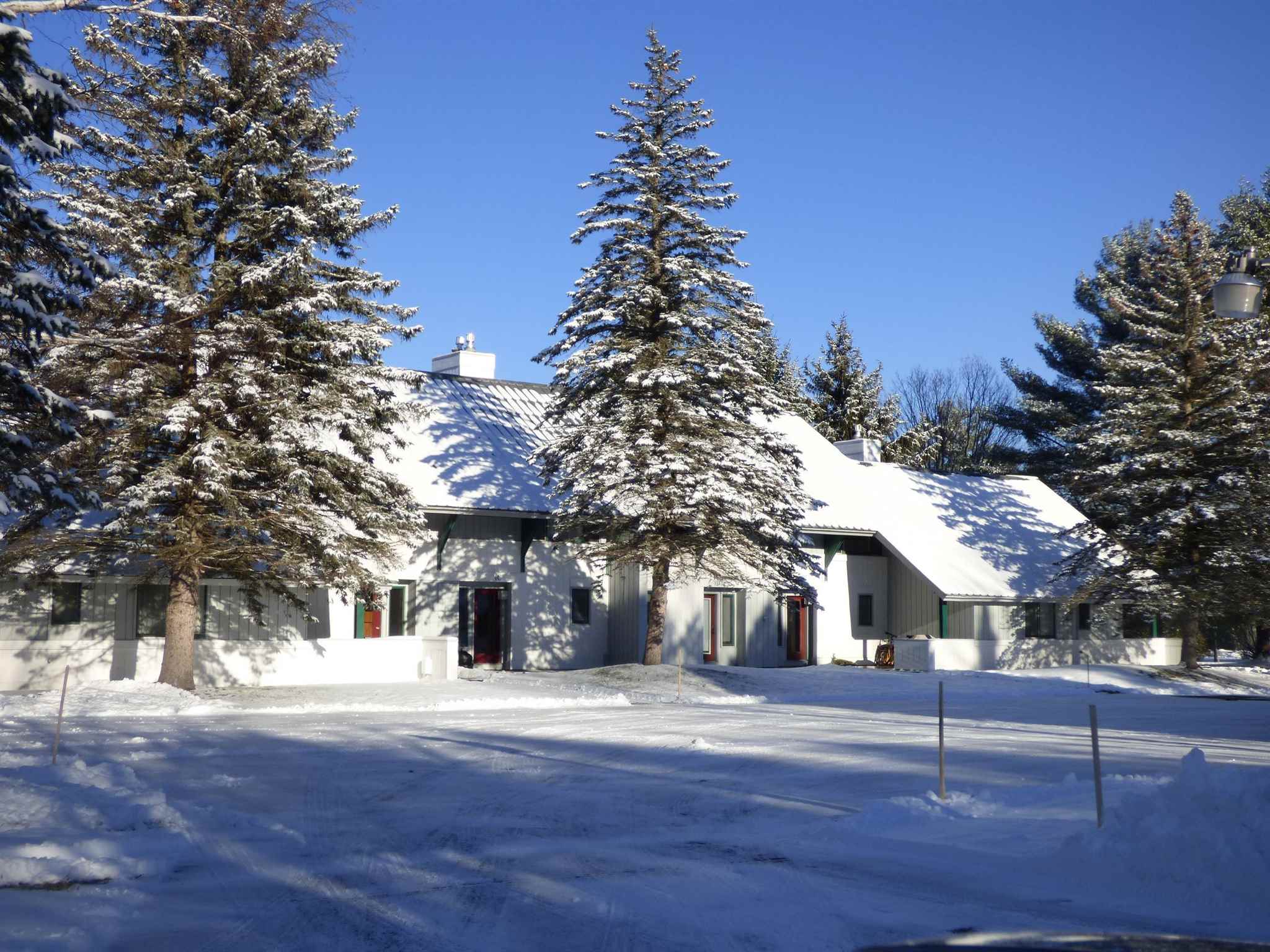 90 Village Green Drive Unit: 1C