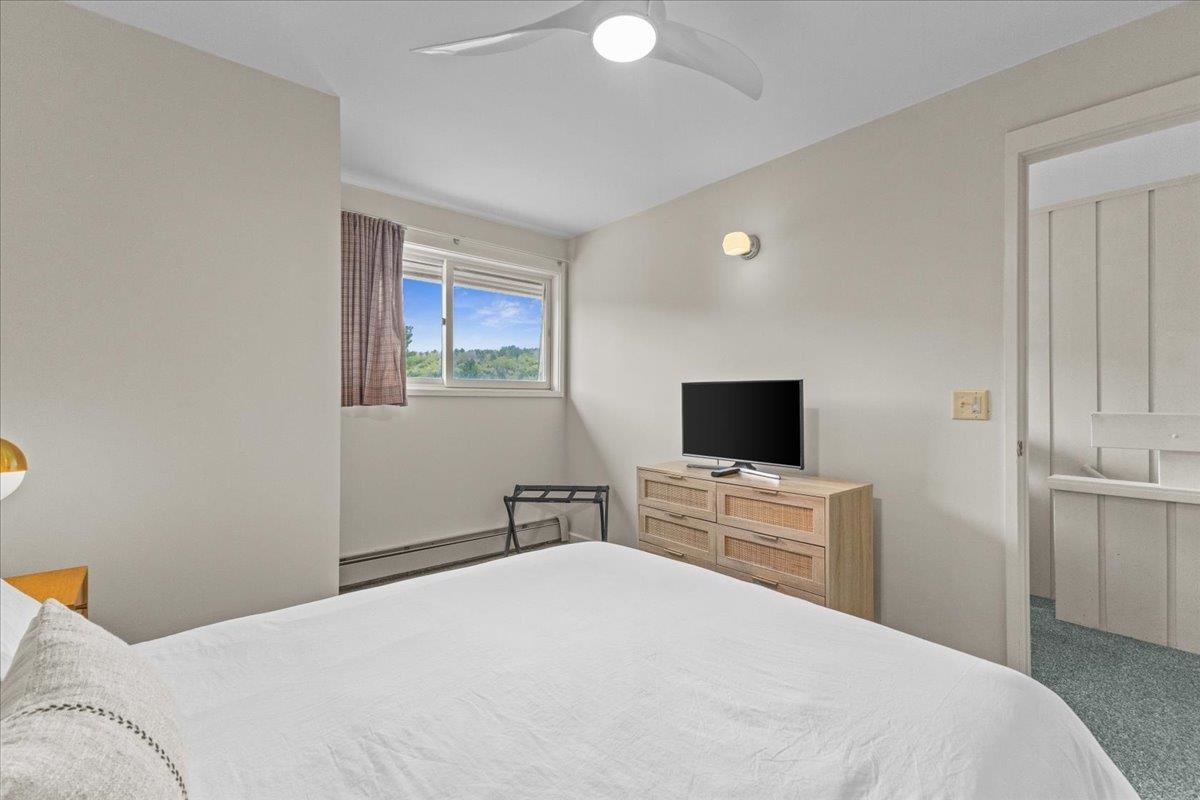 185 Village Green Drive Unit: 8B