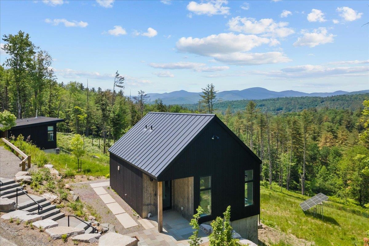 55 Eloise Lane Unit: B