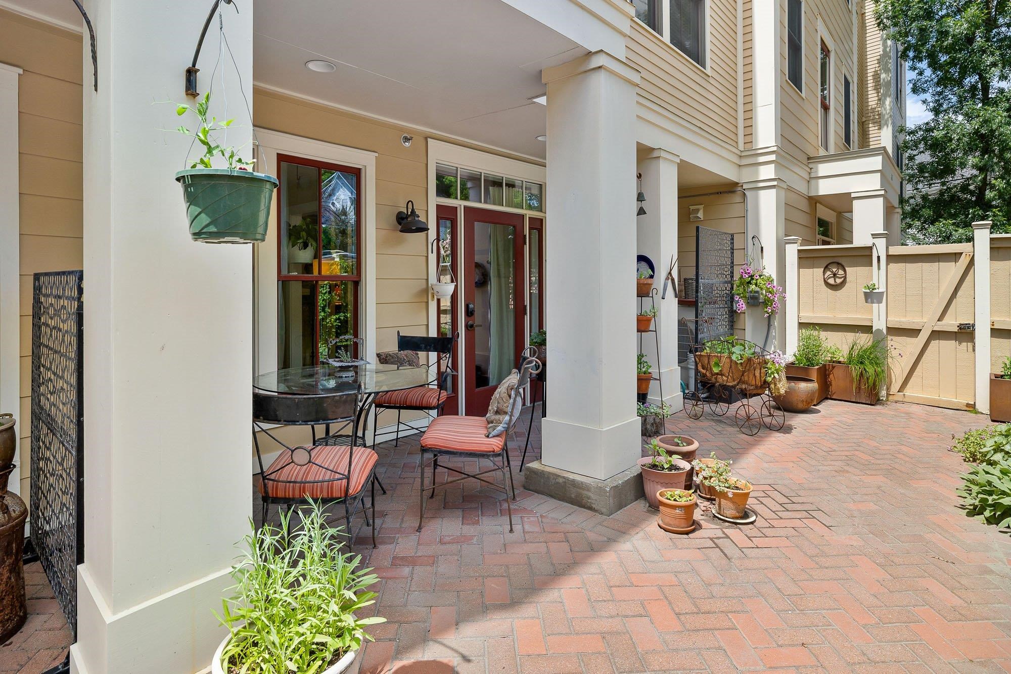 162 South Main Street Unit: 1