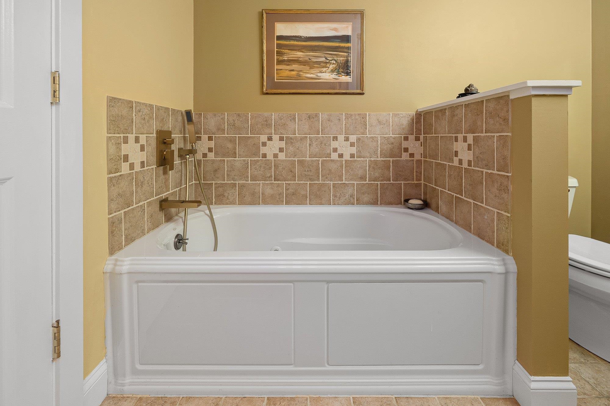 162 South Main Street Unit: 1